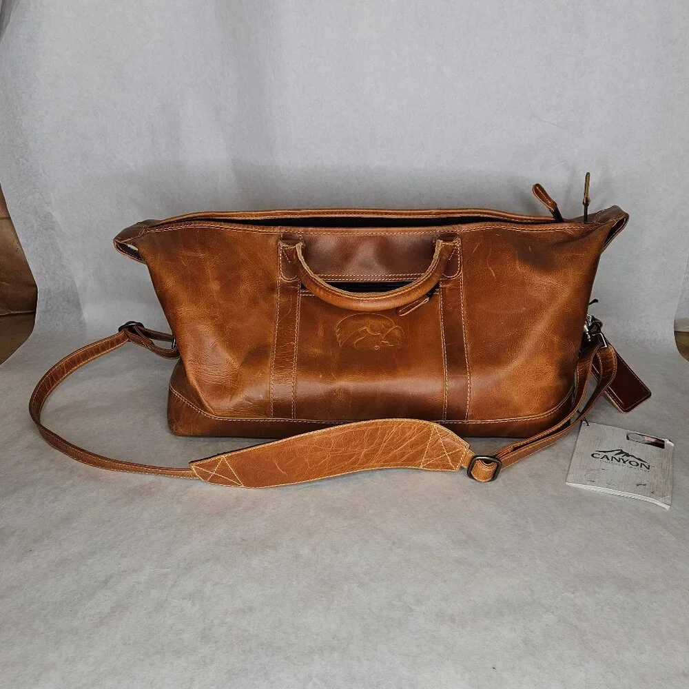 Vintage Canyon Outback Boulder Duffel Leather Bag CS317D